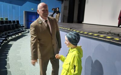 Spotkanie uczniów tarnobrzeskich szkół z Panem Edwardem Marszałkiem